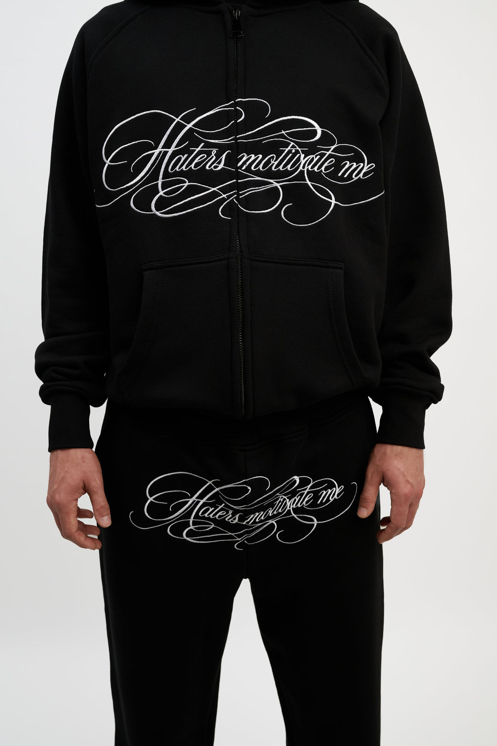„Haters motivate me“ Trackpants