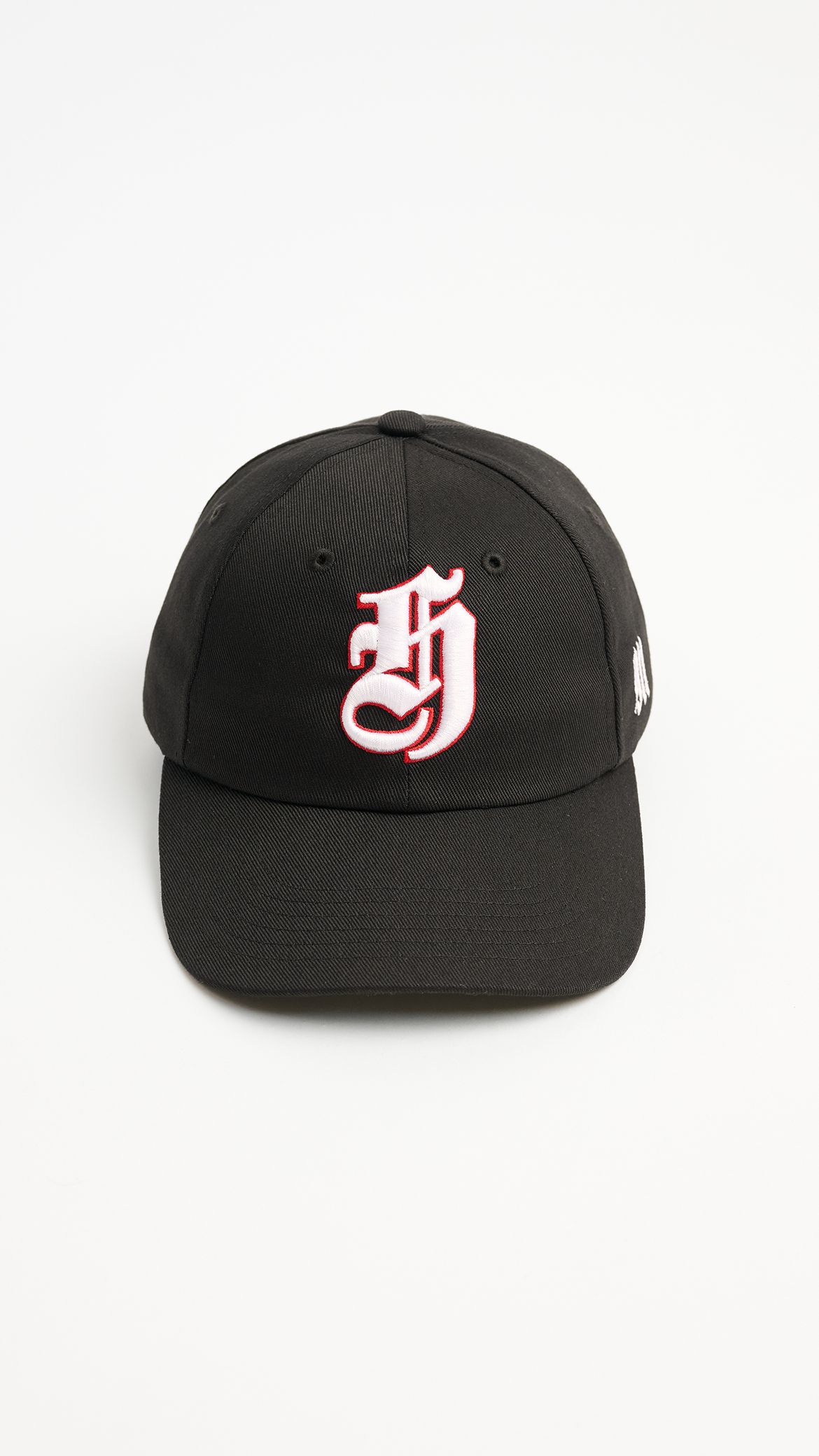 hässig Versal Cap